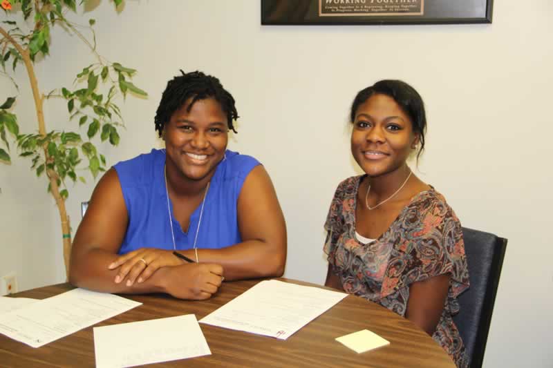 0902-ets_marcybetheatytieyoung decorative image of 0902-ETS_MarcyBetheaTytieYoung-1_evmxj1 , PSC Receives 5-Year Federal Grant for Educational Talent Search Program 2017-01-17 14:23:18