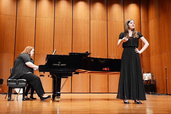 decorative image of Lori-Perko ,   2017-02-14 14:36:52