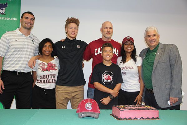 Gravett decorative image of Gravett ,   2017-03-28 11:37:15