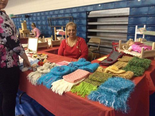 decorative image of Fall-craft-fair_Milton-BBG-PTK ,   2017-10-25 13:37:49