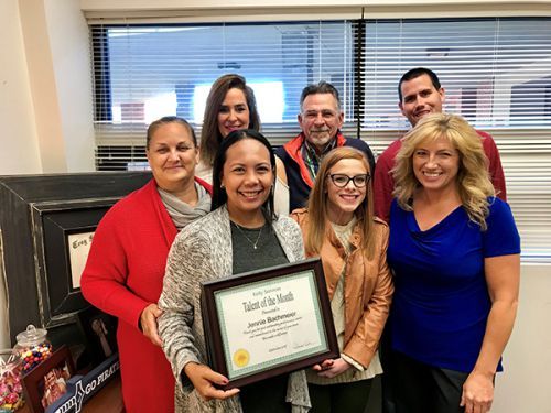 Jennie Bachmeier.jpg decorative image of Jennie-Bachmeier.jpg ,   2017-11-14 10:53:37