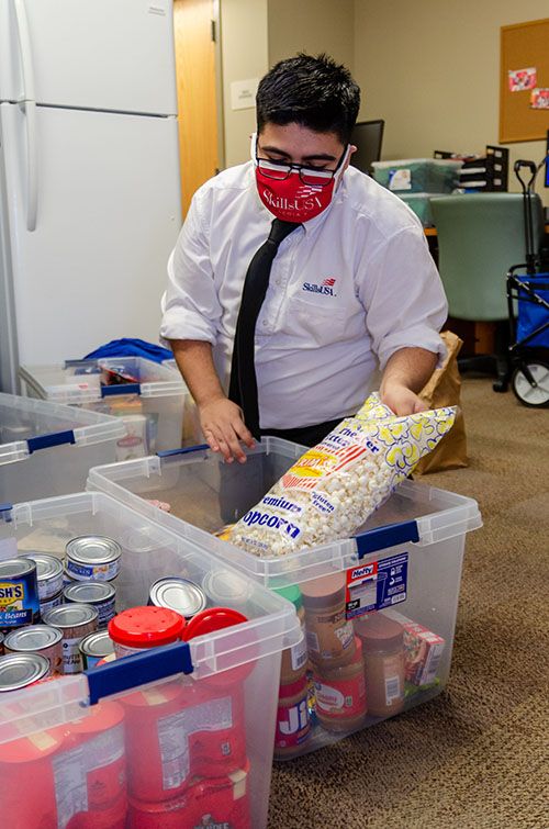 Pensacola State College Pensacola State’s SkillsUSA chapter helps