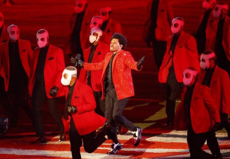decorative image of Jay-Tellis-1 , PSC alum performs during Super Bowl LV halftime show 2021-02-24 15:46:18