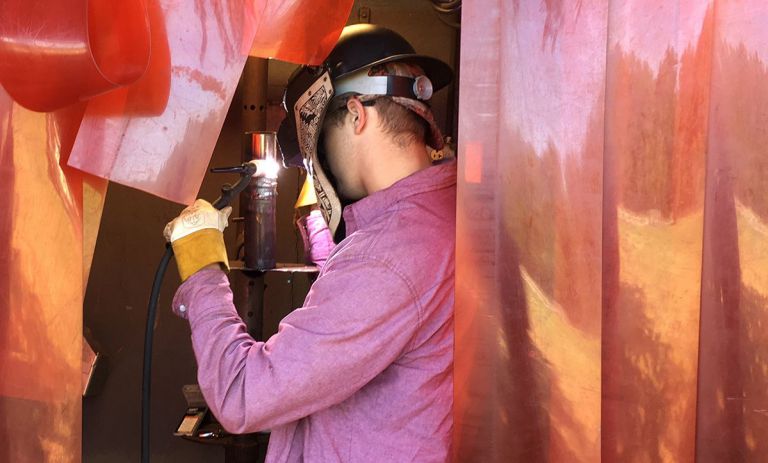 decorative image of welding3 , PSC Welding program earns ‘gold’ endorsement, praise of employers 2021-04-28 13:47:37