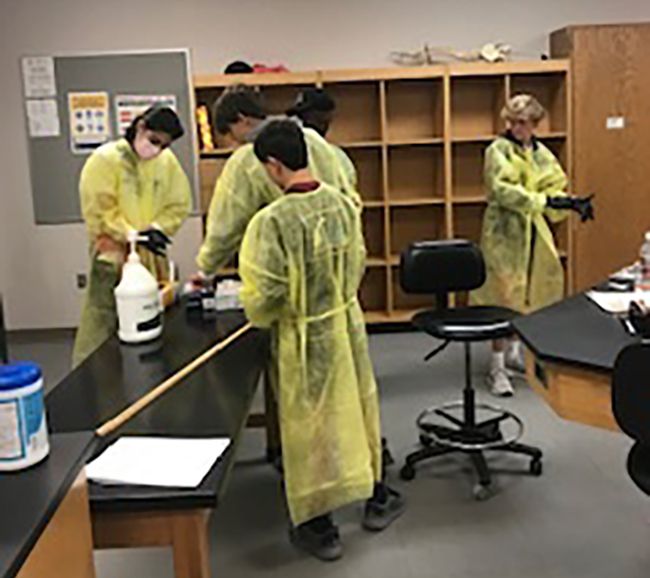 decorative image of image001 , First PSC Teens College Health Science Boot Camp features fake wounds, cool ‘toys’ and even bunnies 2021-08-11 14:04:43