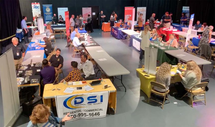 2021JobFair decorative image of 2021JobFair , Pensacola State College presents Job Fair, attracting 43 employers and hundreds of jobseekers 2021-09-22 15:58:48