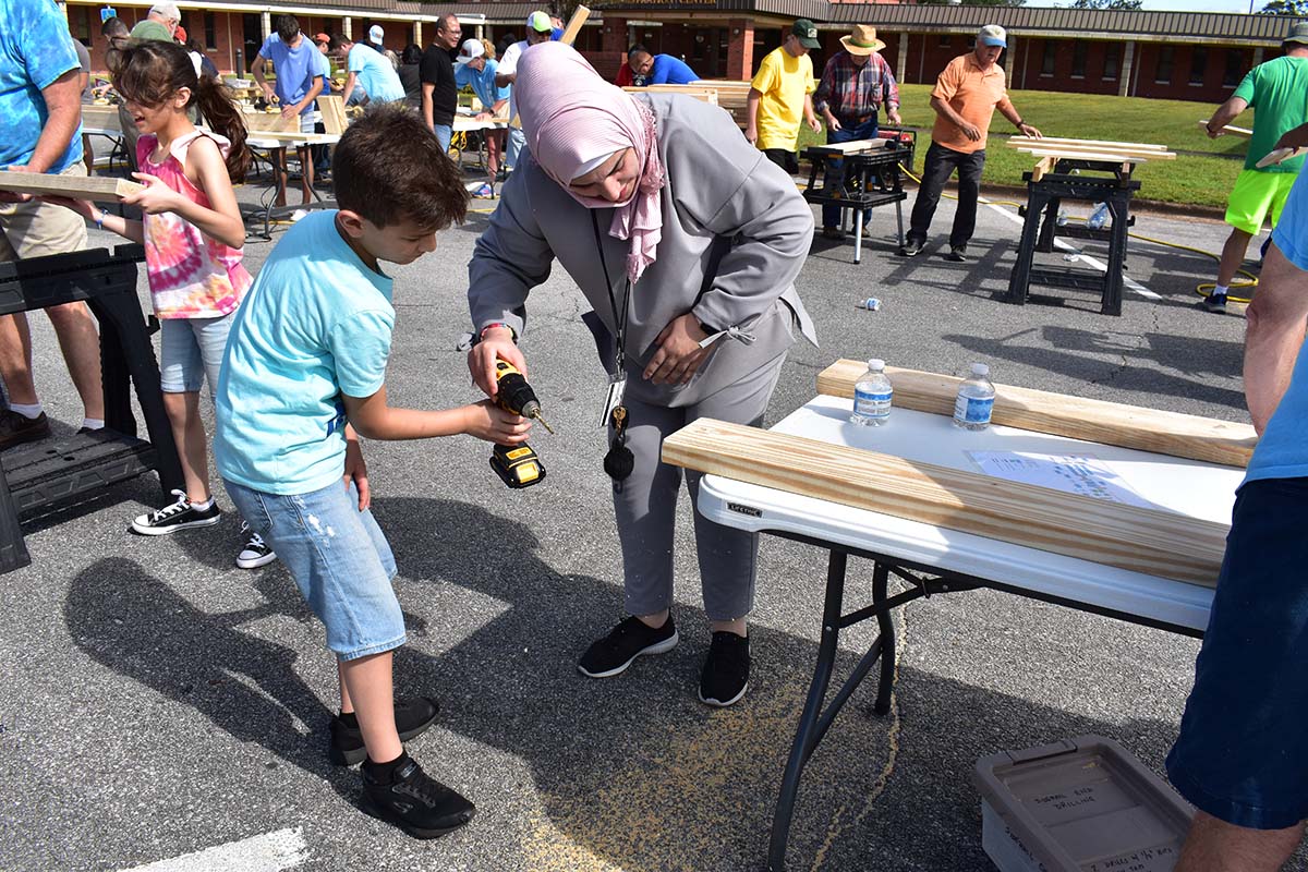 drilling decorative image of drilling , Massive turnout of volunteers at PSC for Sleep in Heavenly Peace Bed Build 2021-10-20 13:32:52