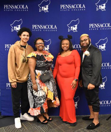 decorative image of Tyriq-Flowers-and-family-2-scaled ,   2024-02-20 13:03:35