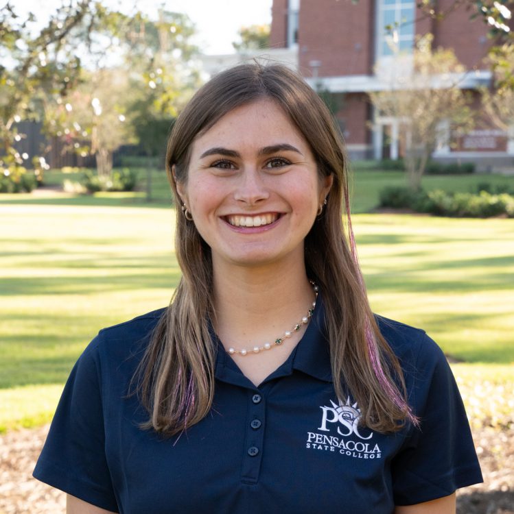 Decorative image of Elizabeth Stowers - Student Spotlight.