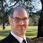 Headshot image of Elliot Light